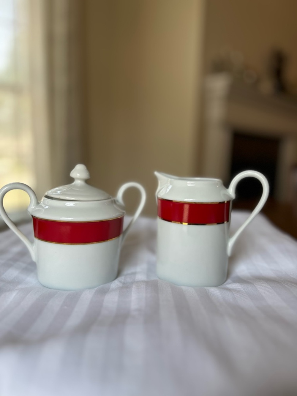 Vintage Red Band Creamer & Covered Sugar Bowl Set White Gold Trim
